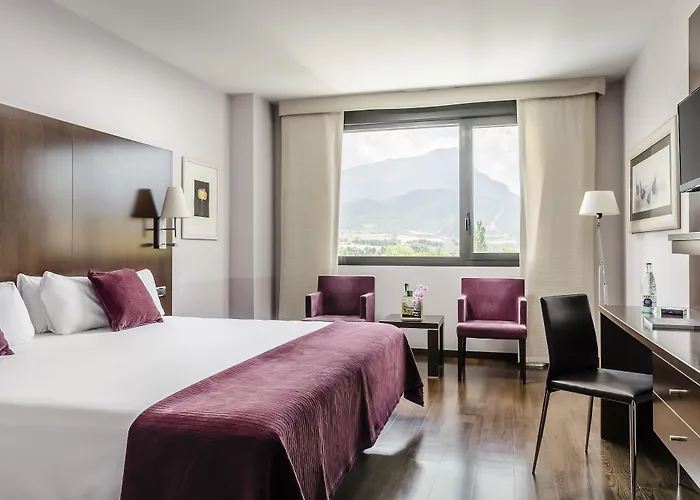 Descubre los mejores hoteles en Jaca, Huesca