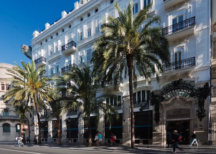 Hoteles para Aniversario en Valencia - ¡Celebre su Amor en Estos Alojamientos Románticos!