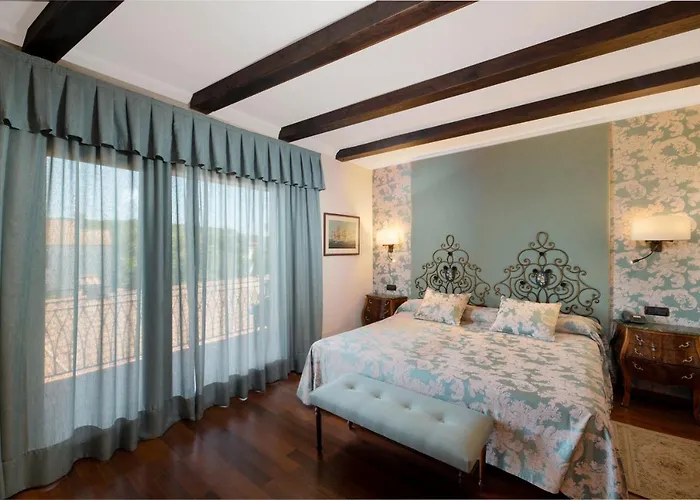 Muchoviaje Hoteles Lloret de Mar: Encuentra el alojamiento perfecto en esta encantadora localidad.