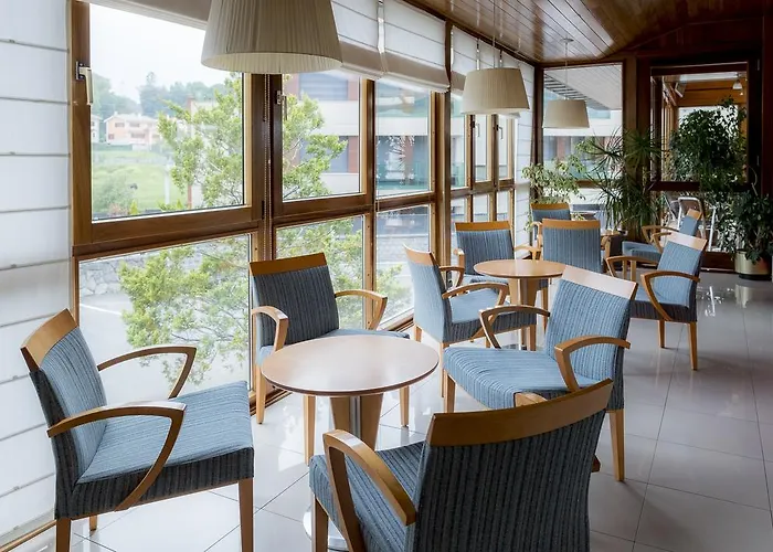 Mejores Hoteles en Llanes, España