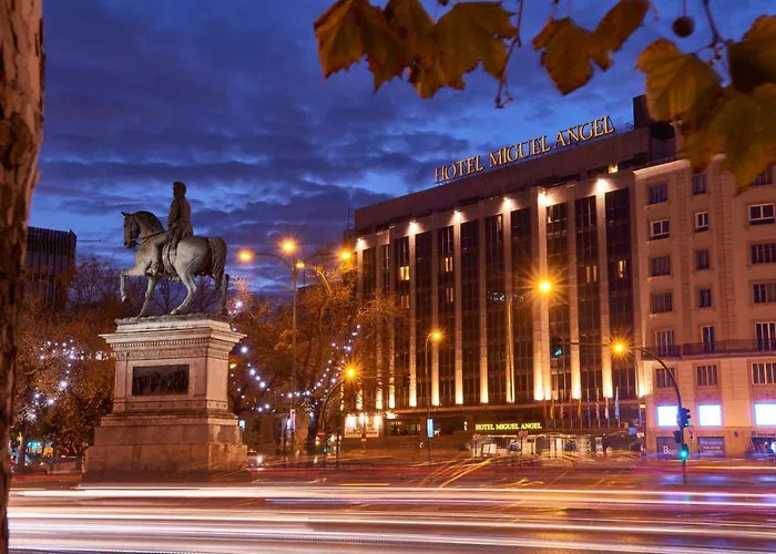 Los mejores hoteles bonitos cerca de Madrid: Descubre la belleza y comodidad de alojarte en la capital